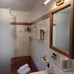 Kaia 3 Apartment